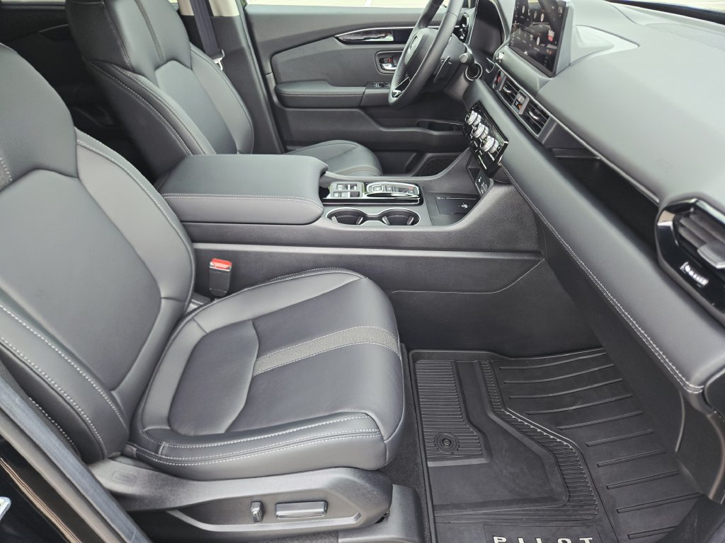 Certified 2026 Honda Pilot EX-L image 13