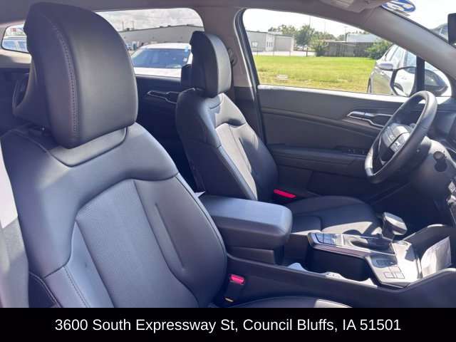 Used 2026 Kia Sportage EX FWD image 55