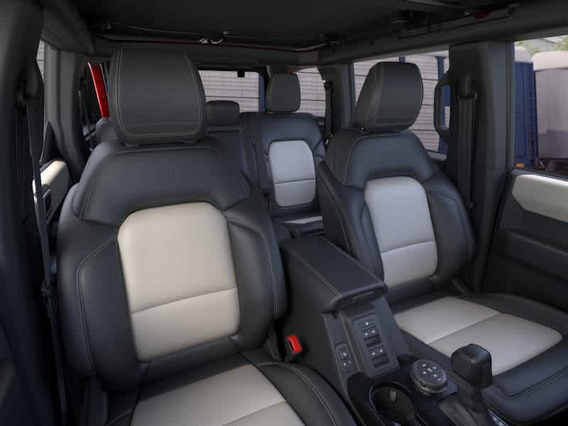 New 2026 Ford Bronco Outer Banks w/ Sasquatch Package AWD/4WD image 10