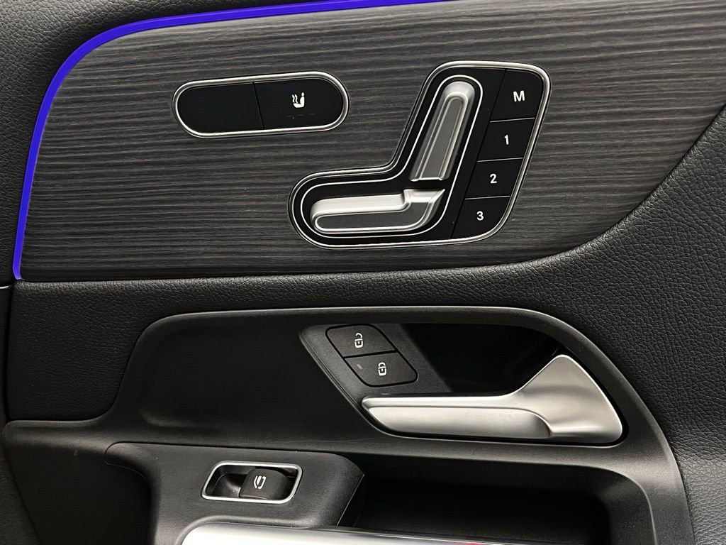 Used 2023 Mercedes-Benz GLA 250 4MATIC image 27