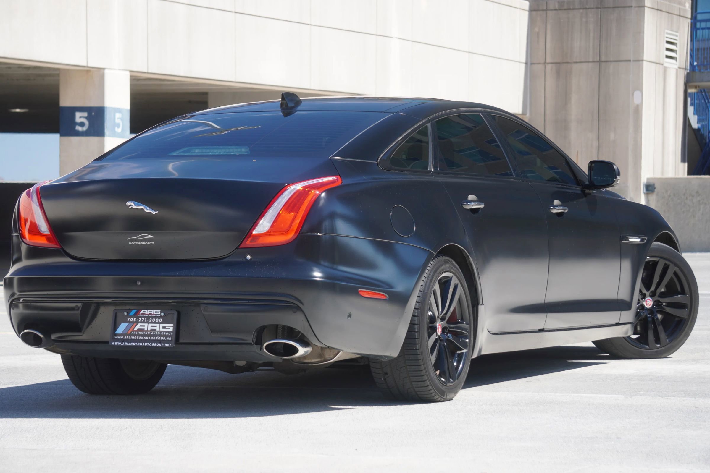 Used 2016 Jaguar XJ L Portfolio AWD/4WD image 9