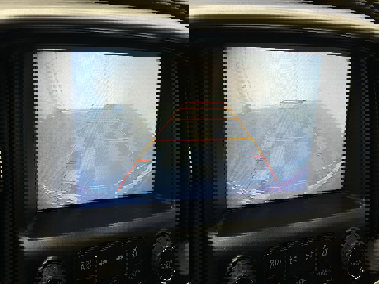 Used 2017 GMC Canyon SLT w/ Driver Alert Package image 6