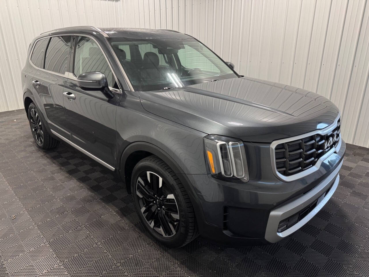 Used 2023 Kia Telluride SX Prestige X-Line AWD/4WD image 2
