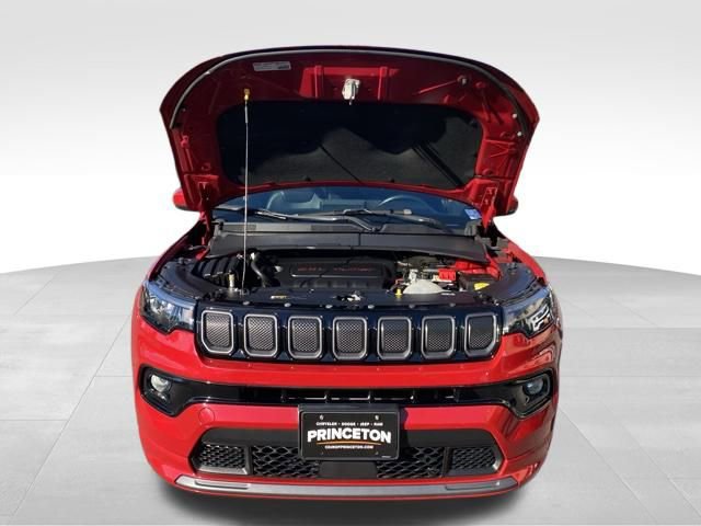 Certified 2022 Jeep Compass Limited image 7