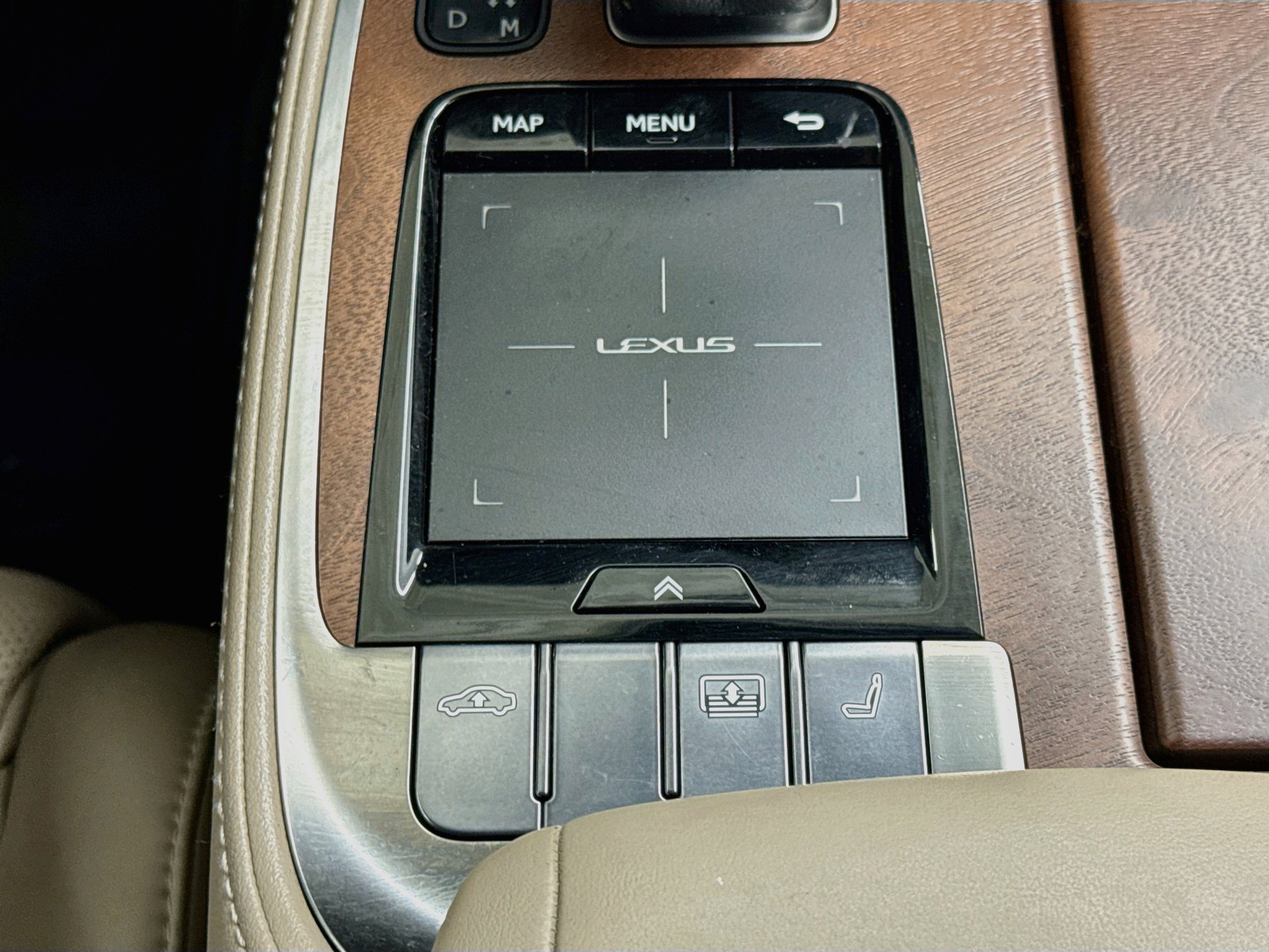 Used 2018 Lexus LS 500 w/ Interior Upgrade Package RWD image 26