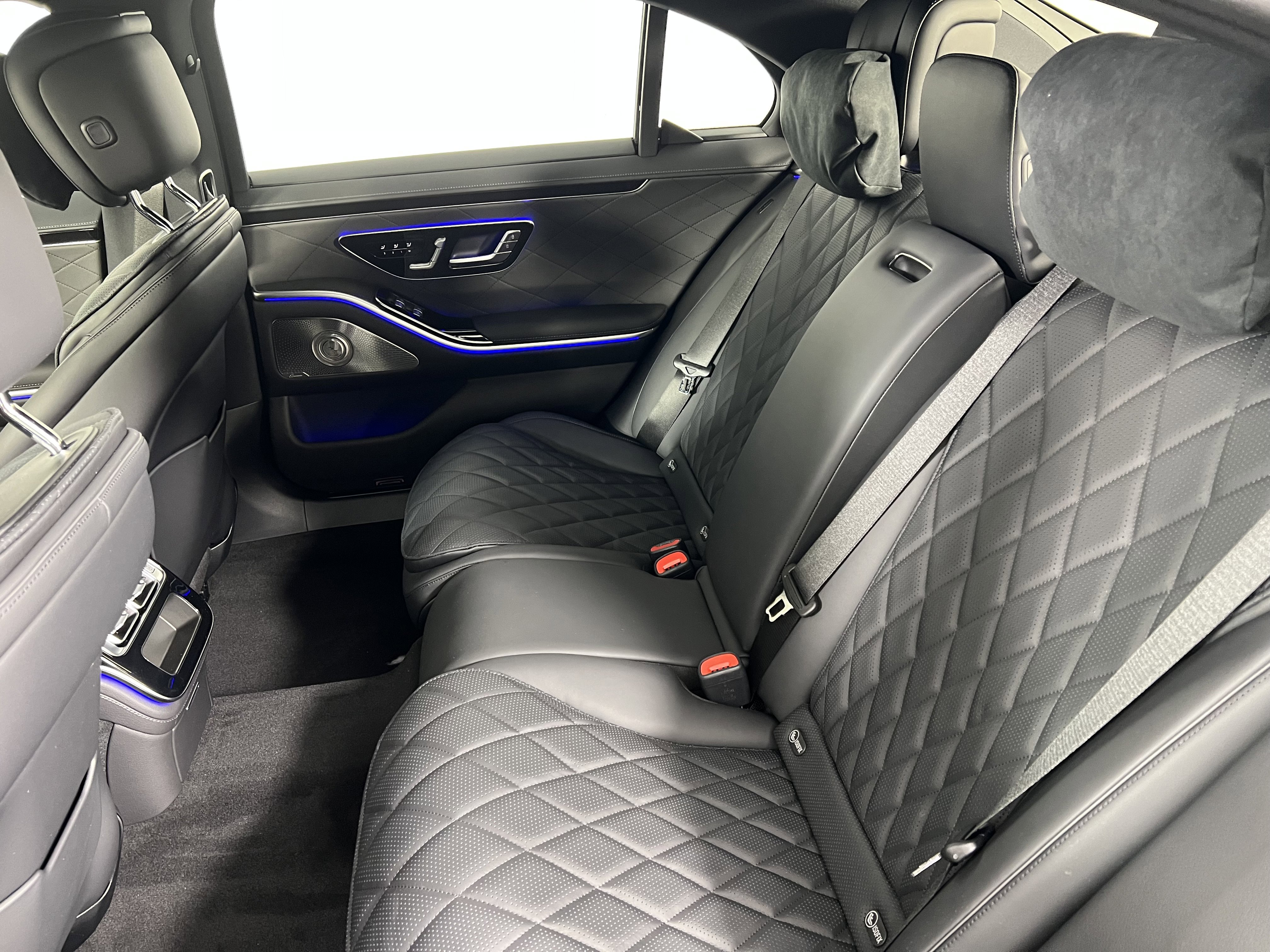 New 2026 Mercedes-Benz S 580 4MATIC Sedan image 21