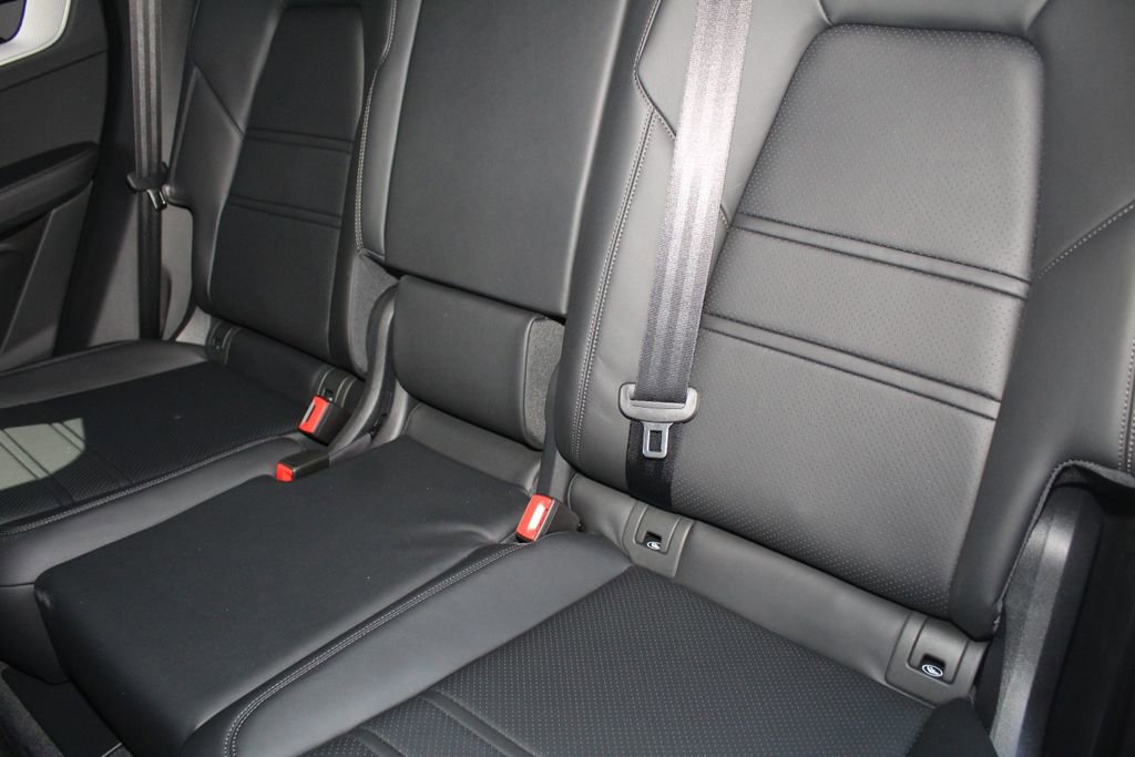 New 2026 Porsche Cayenne S image 22