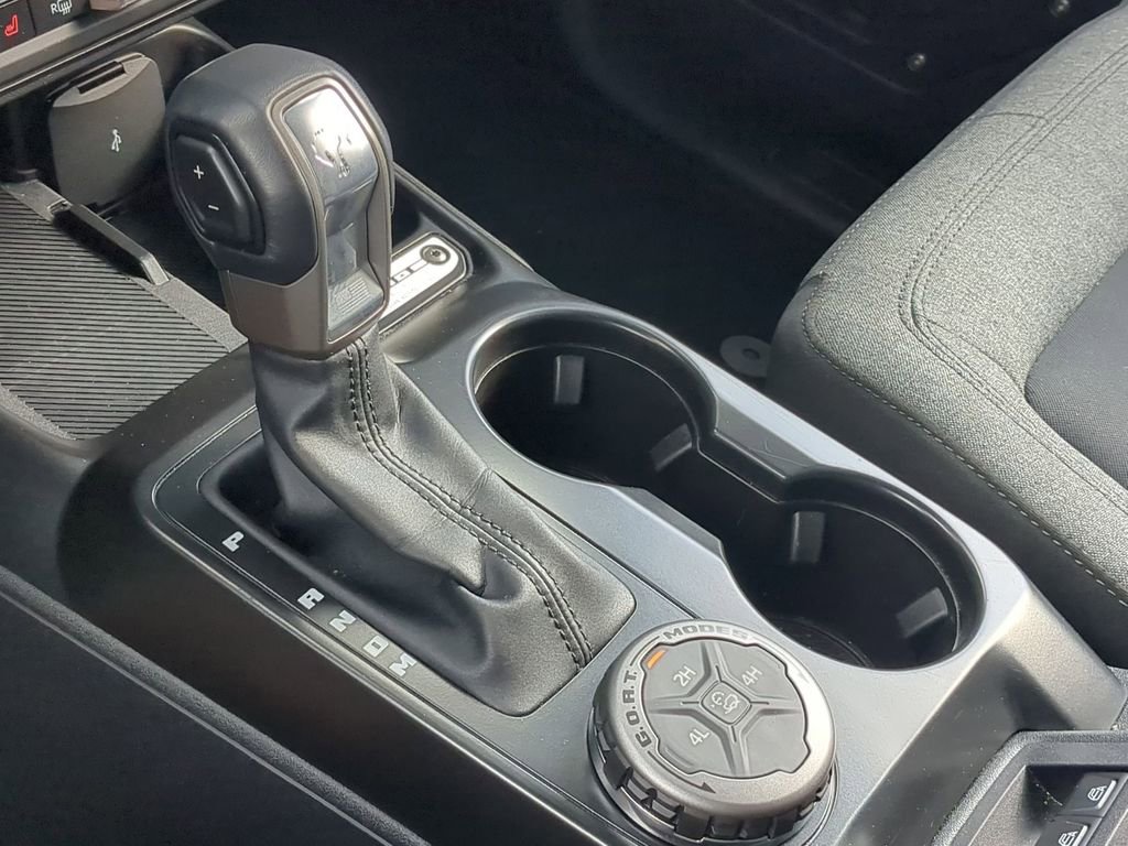 Used 2025 Ford Bronco Big Bend image 19