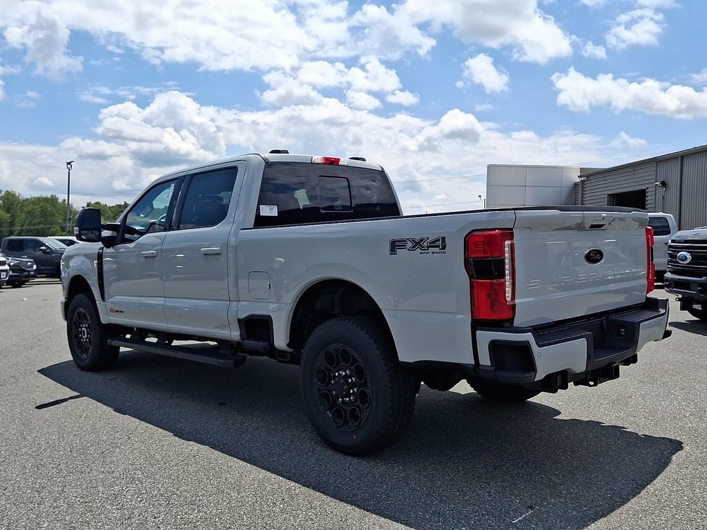 New 2026 Ford F250 Lariat w/ Black Appearance Package AWD/4WD image 3