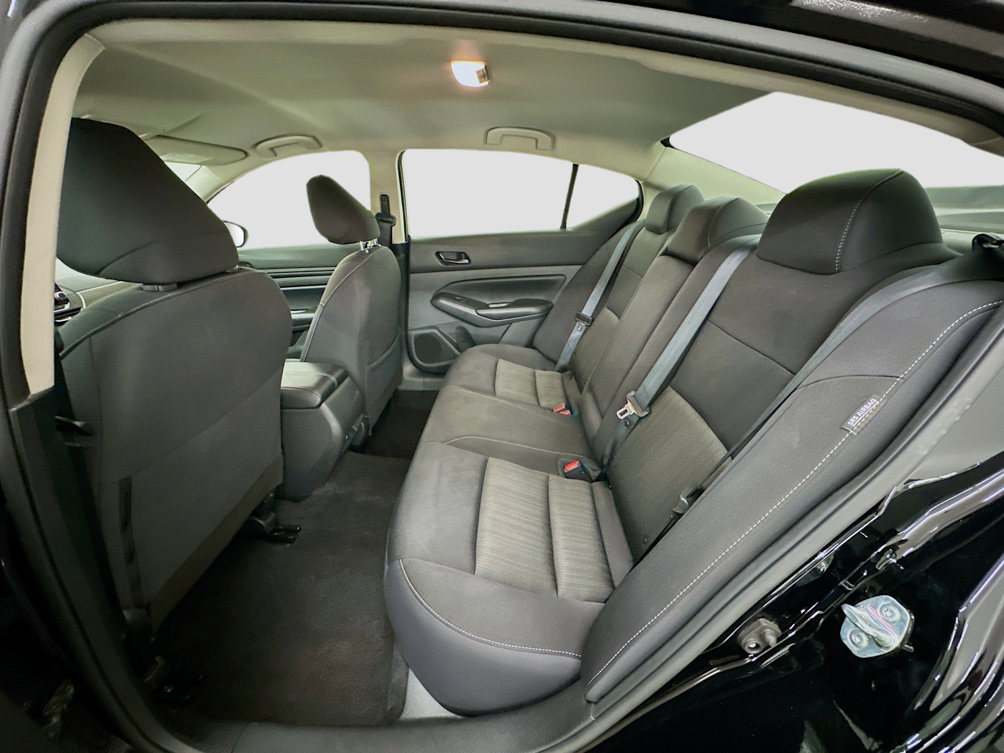 Used 2024 Nissan Altima 2.5 SV image 28