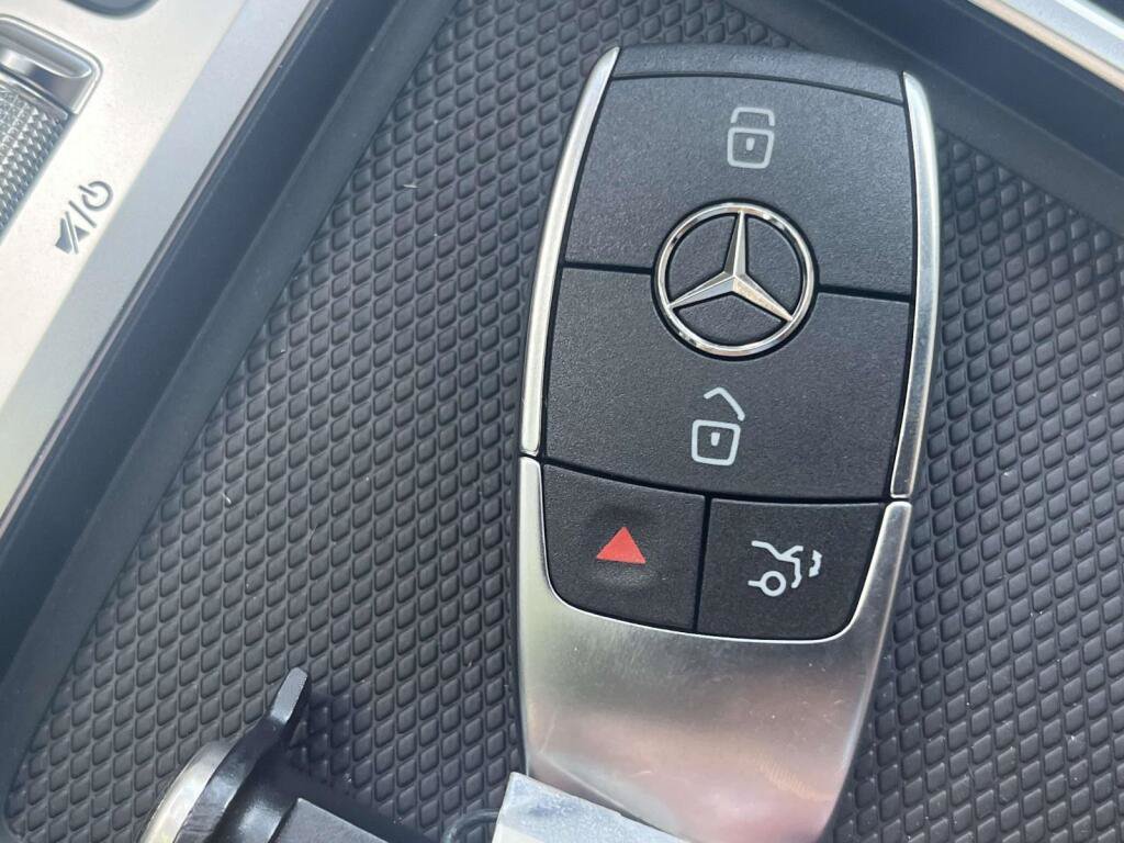 New 2026 Mercedes-Benz GLA 250 4MATIC image 4