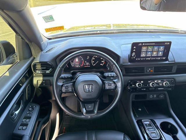 Used 2024 Honda Pilot TrailSport image 14