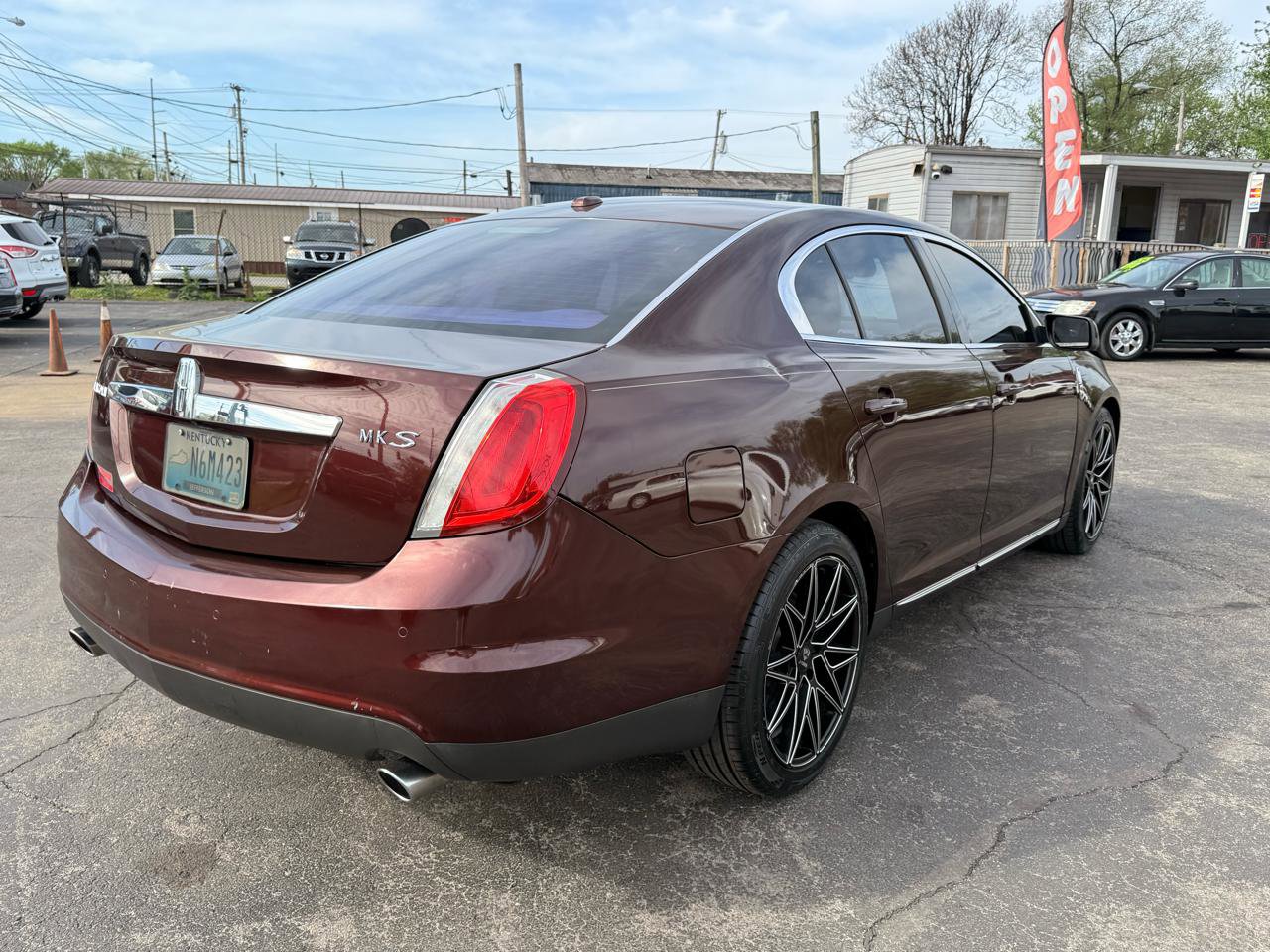 Used 2009 Lincoln MKS image 5