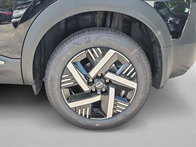 New 2027 Nissan Kicks SV FWD image 9