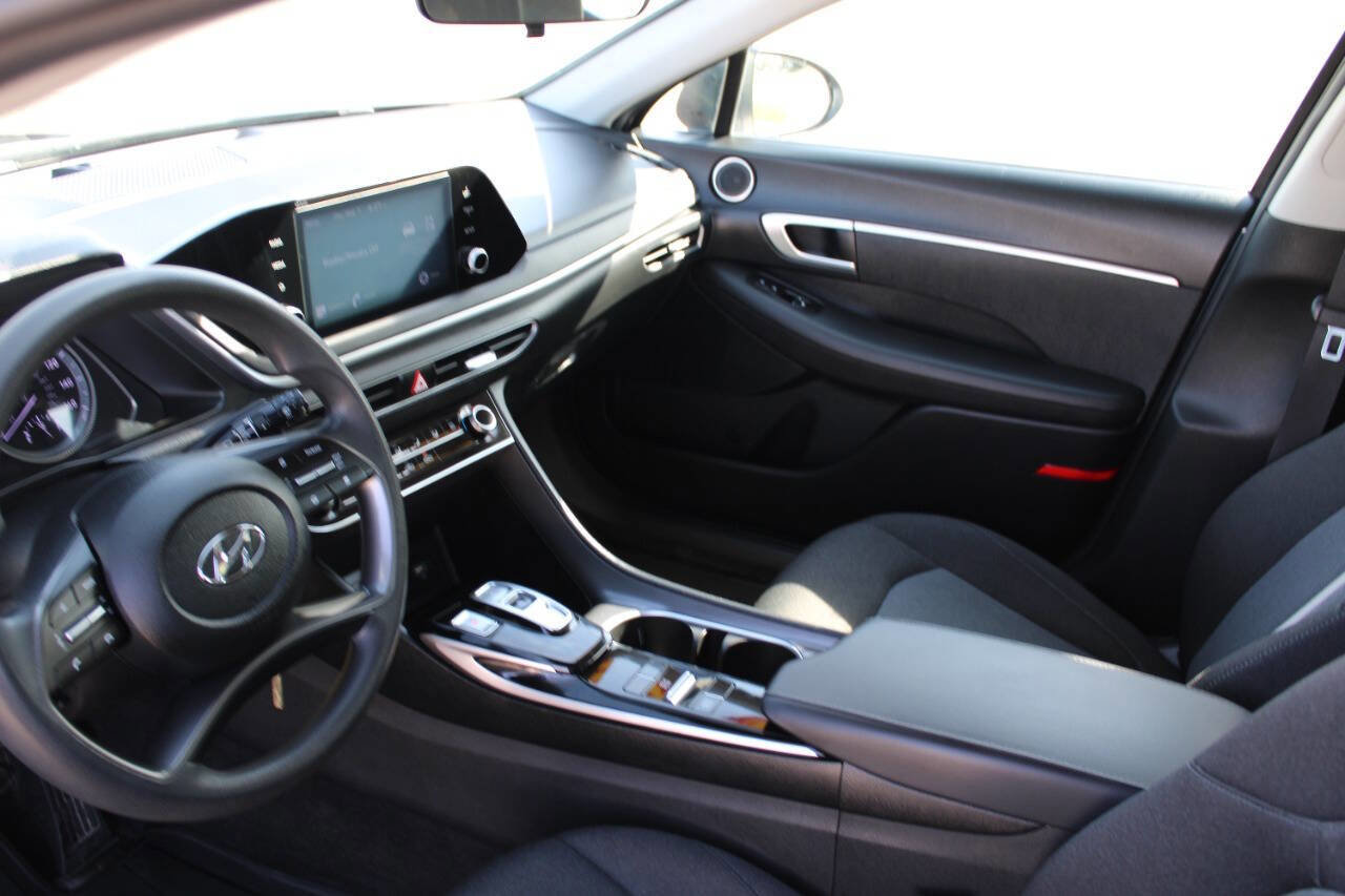 Used 2022 Hyundai Sonata SE FWD image 19