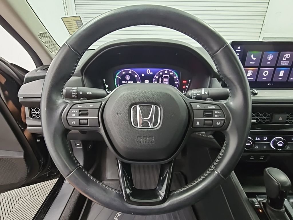 Used 2023 Honda Accord EX-L image 25