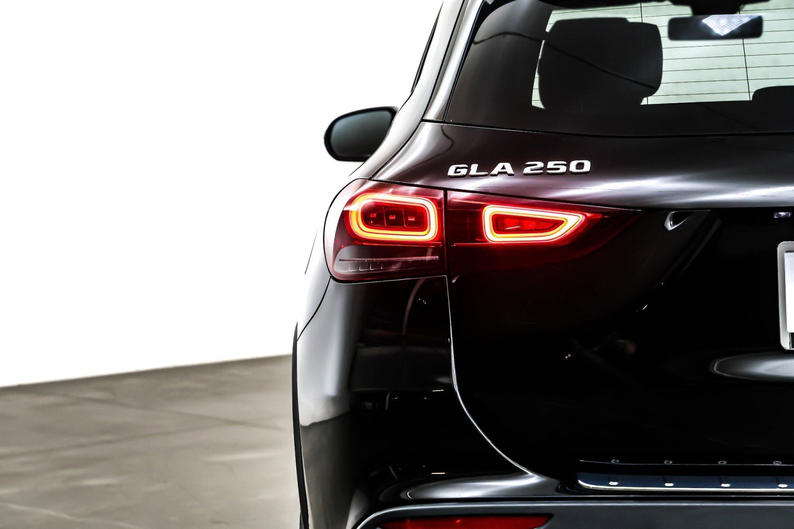 Certified 2023 Mercedes-Benz GLA 250 image 16