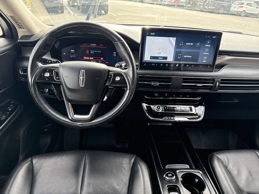 Used 2023 Lincoln Corsair Reserve w/ Equipment Group 201A image 22