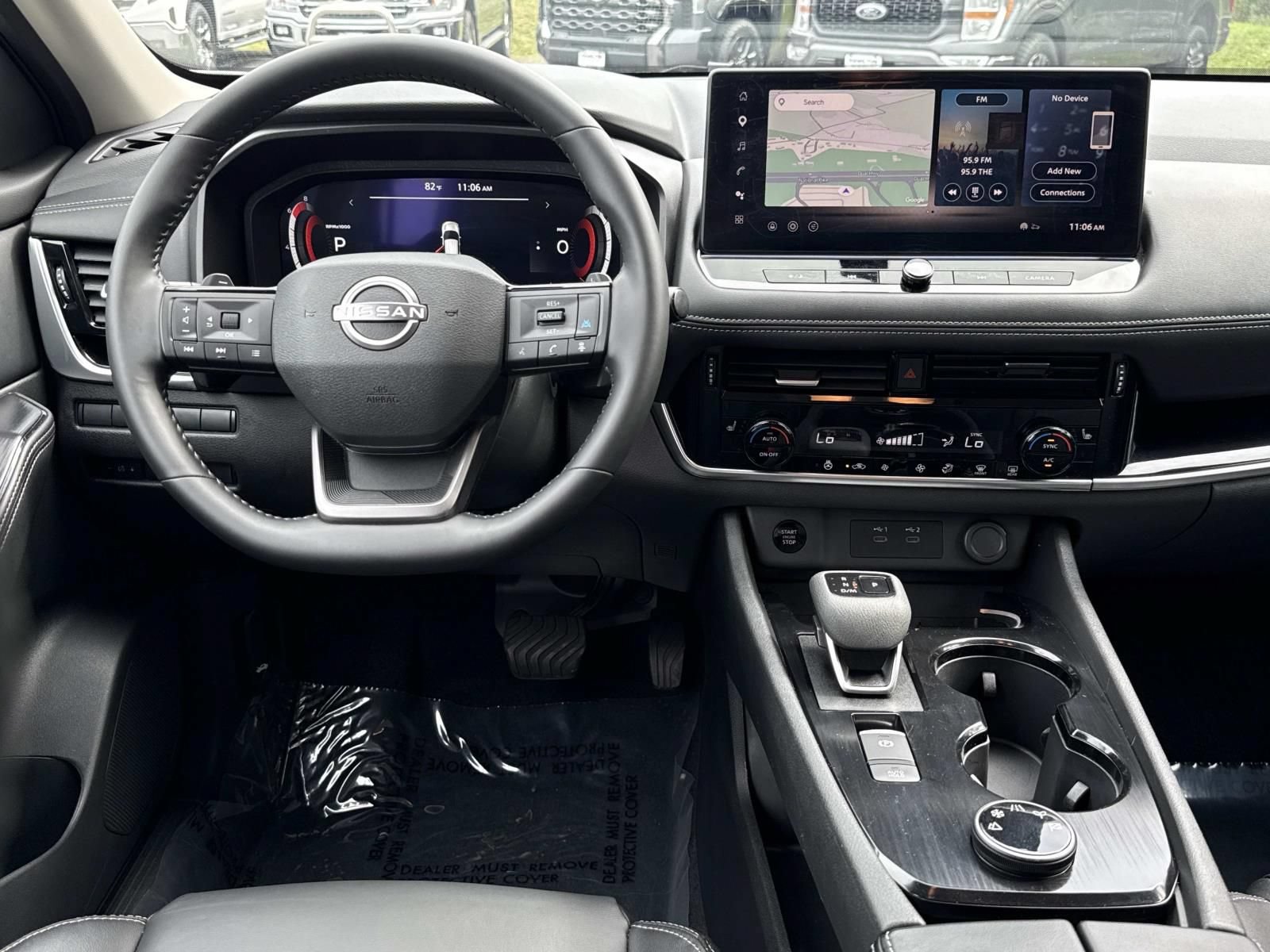 Used 2026 Nissan Rogue SL AWD/4WD image 8