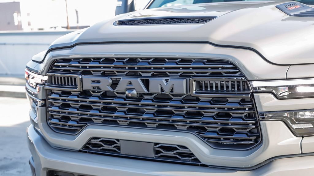 New 2026 RAM 2500 Limited AWD/4WD image 6
