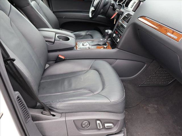 Used 2015 Audi Q7 3.0T Premium w/ Technology Package AWD/4WD image 16