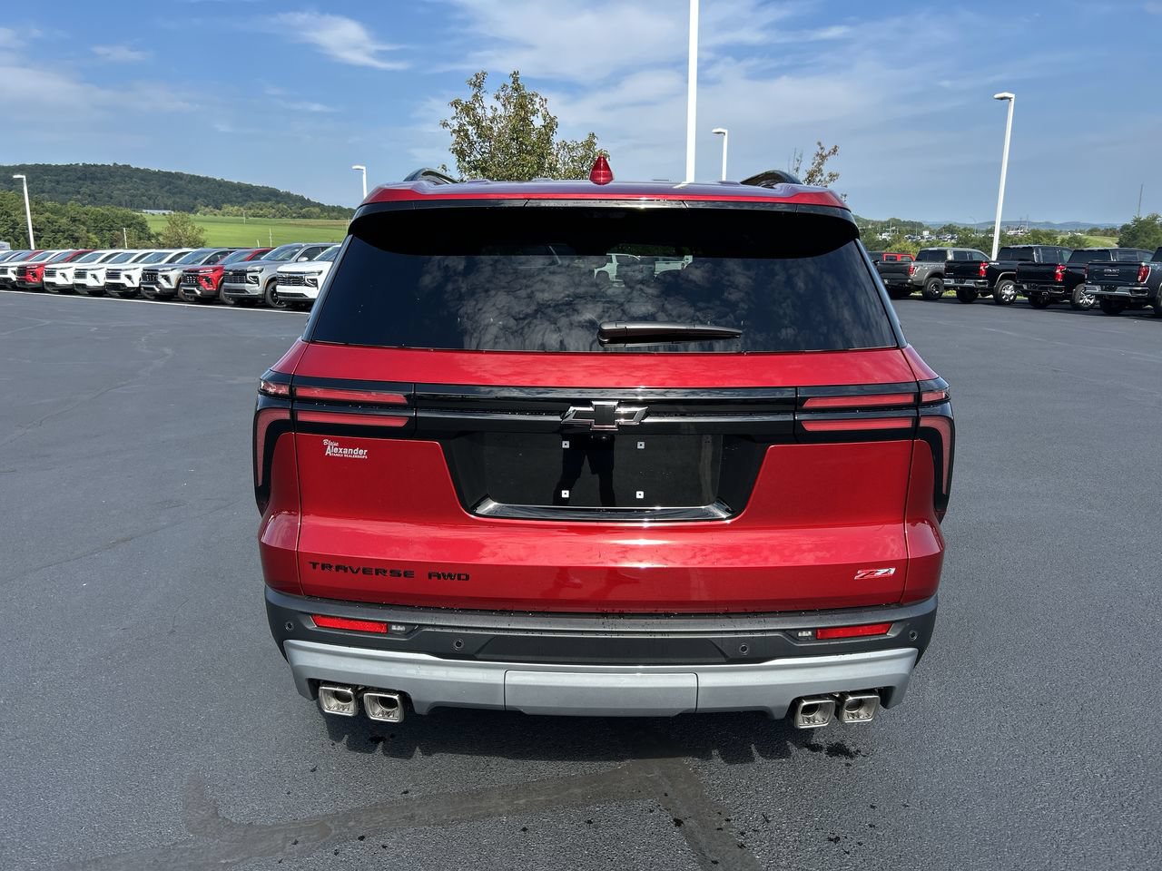 New 2027 Chevrolet Traverse Z71 w/ Driver Confidence Package AWD/4WD image 6