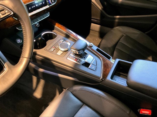 Used 2019 Audi A4 2.0T Premium Plus w/ Premium Plus Package AWD/4WD image 18