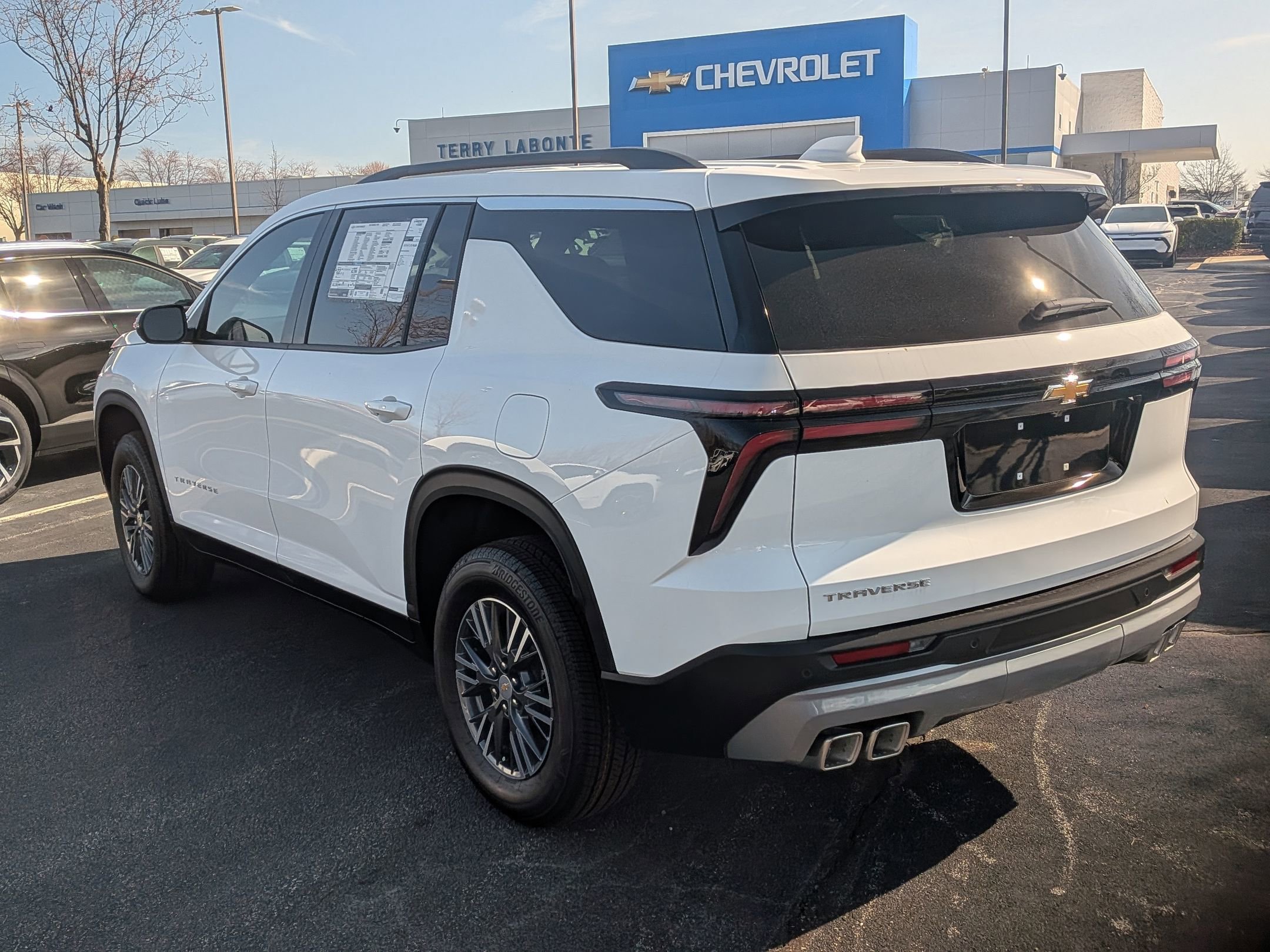 New 2026 Chevrolet Traverse LT FWD image 6