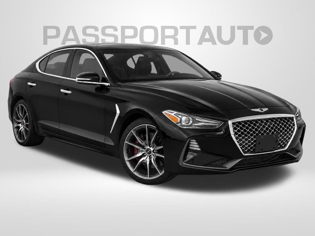 Used 2021 Genesis G70 2.0T Sport RWD image 2