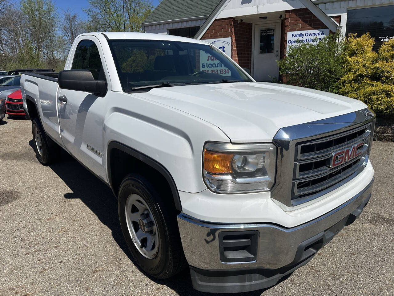 Used 2015 GMC Sierra 1500 2WD Regular Cab image 9