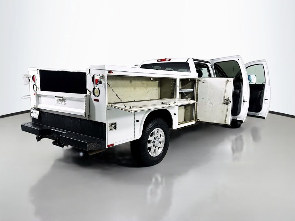 Used 2011 Chevrolet Silverado 3500 LT image 15