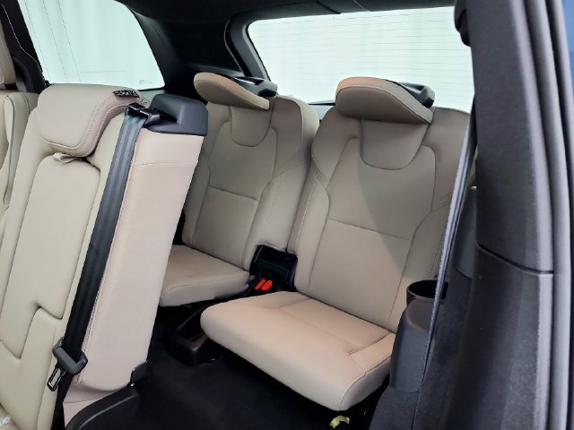 New 2027 Volvo XC90 B6 Plus AWD/4WD image 29