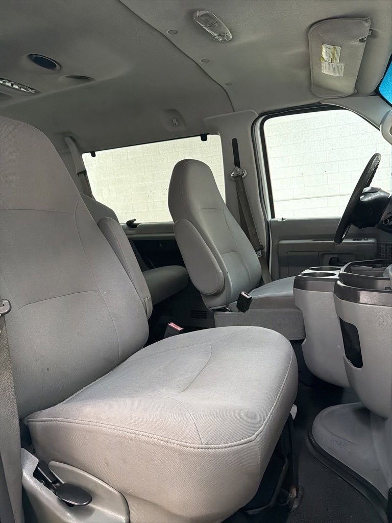 Used 2011 Ford E-350 and Econoline 350 XL w/ PWR Windows & Locks Group image 30