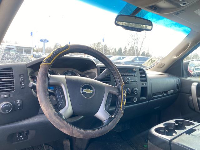 Used 2014 Chevrolet Silverado 2500 LT AWD/4WD image 16