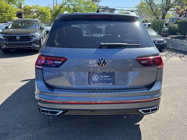 Used 2022 Volkswagen Tiguan SEL R-Line AWD/4WD image 6