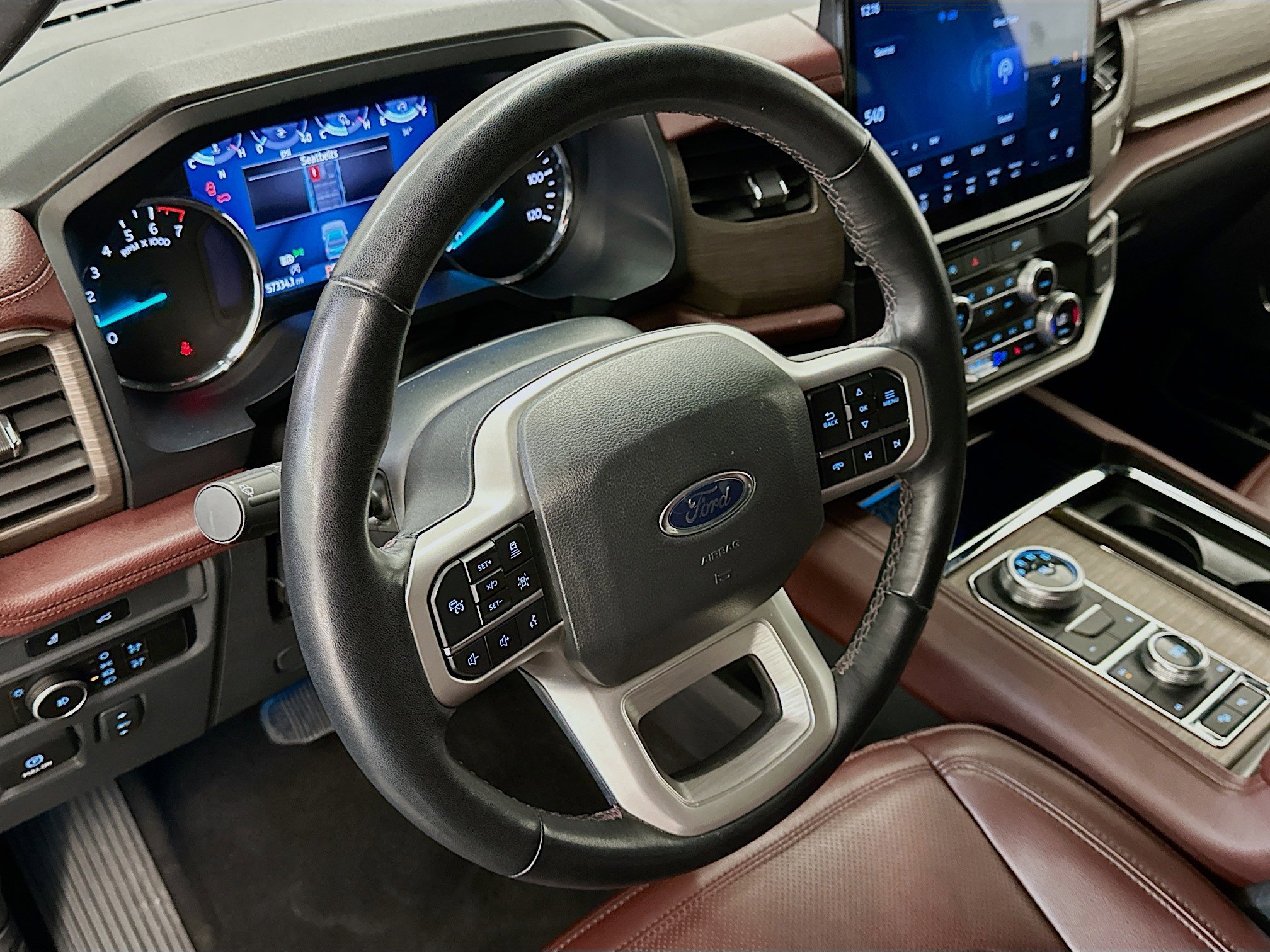 Used 2024 Ford Expedition Max Limited image 18