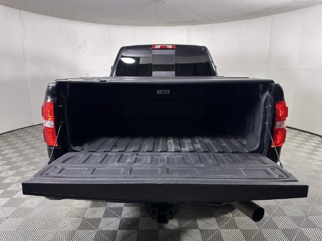 Used 2018 GMC Sierra 2500 Denali w/ Duramax Plus Package AWD/4WD image 27