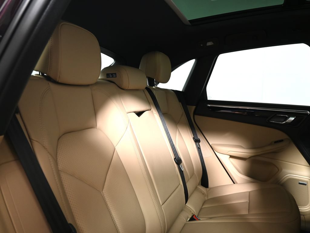 New 2026 Porsche Macan AWD/4WD image 41