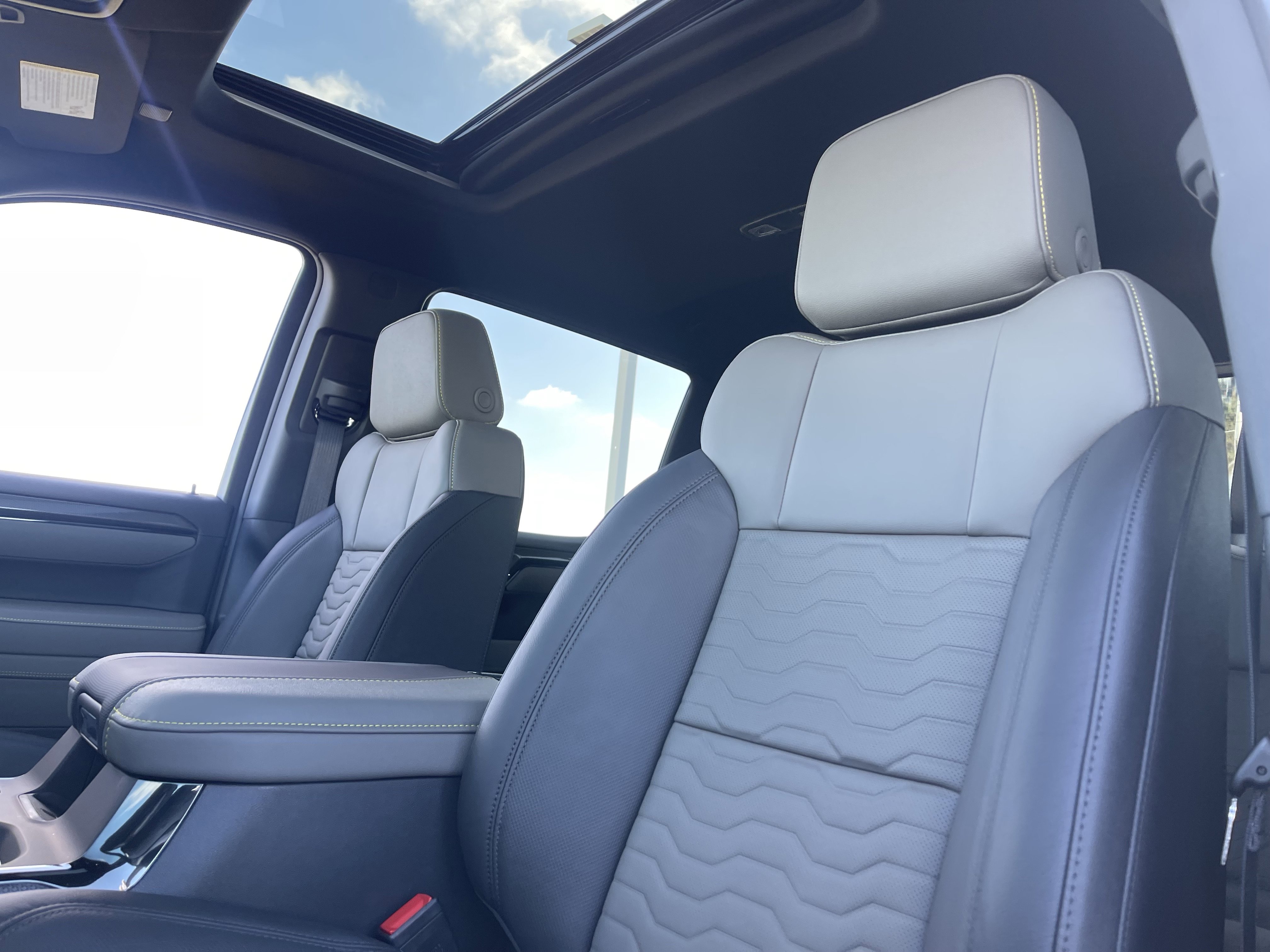 New 2026 Chevrolet Silverado 1500 ZR2 image 16