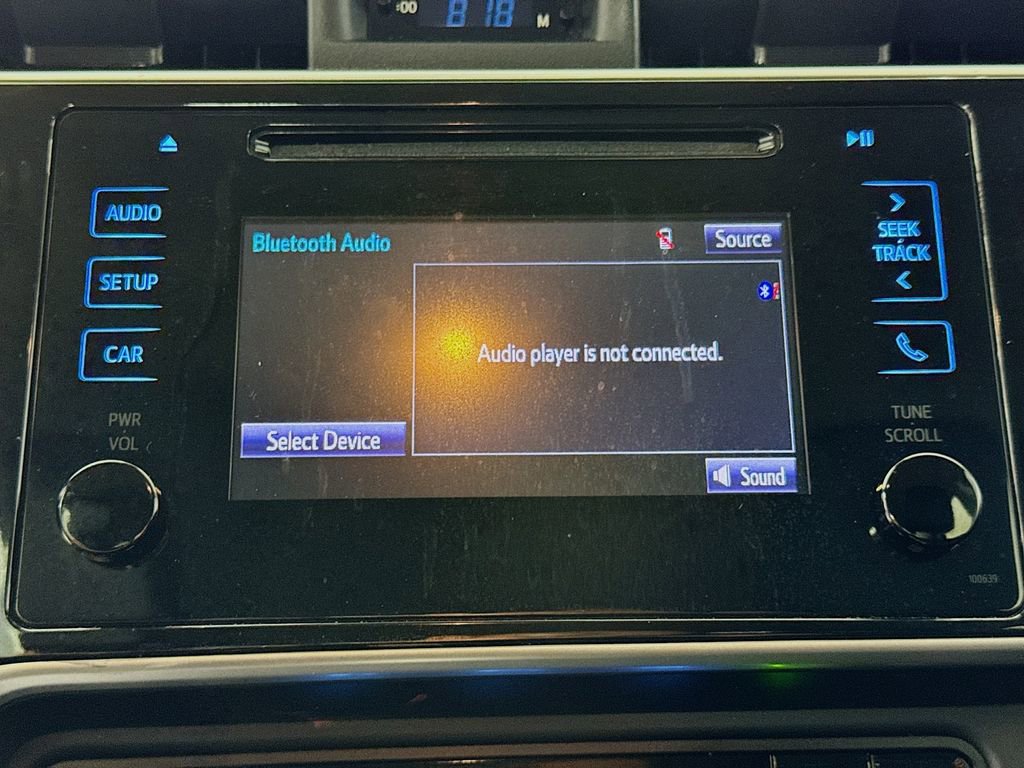 Used 2019 Toyota Corolla LE FWD image 17