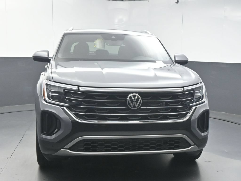 New 2026 Volkswagen Atlas Cross Sport SE FWD image 3