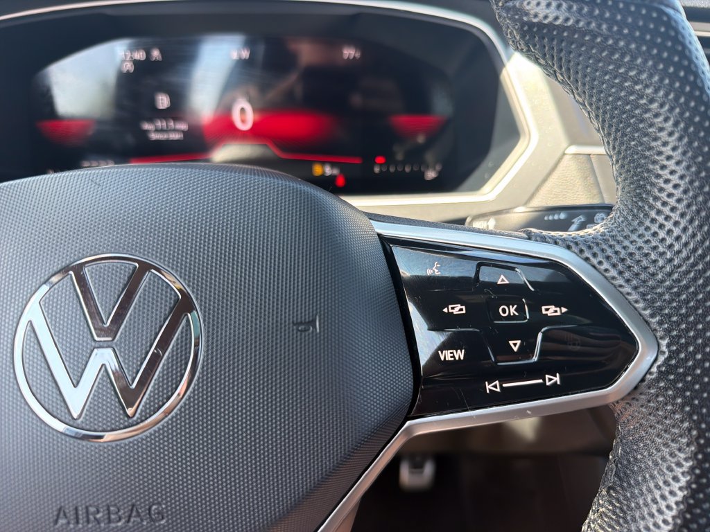 Certified 2023 Volkswagen Tiguan SE R-Line AWD/4WD image 12