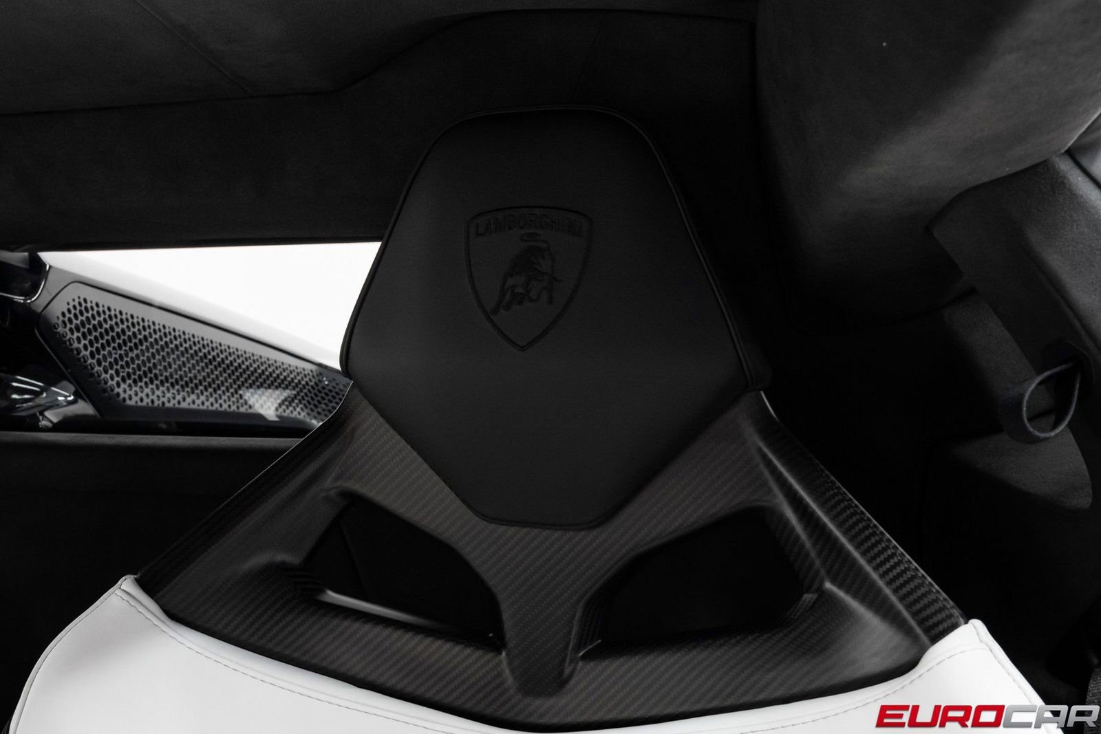 Used 2025 Lamborghini Revuelto AWD/4WD image 43