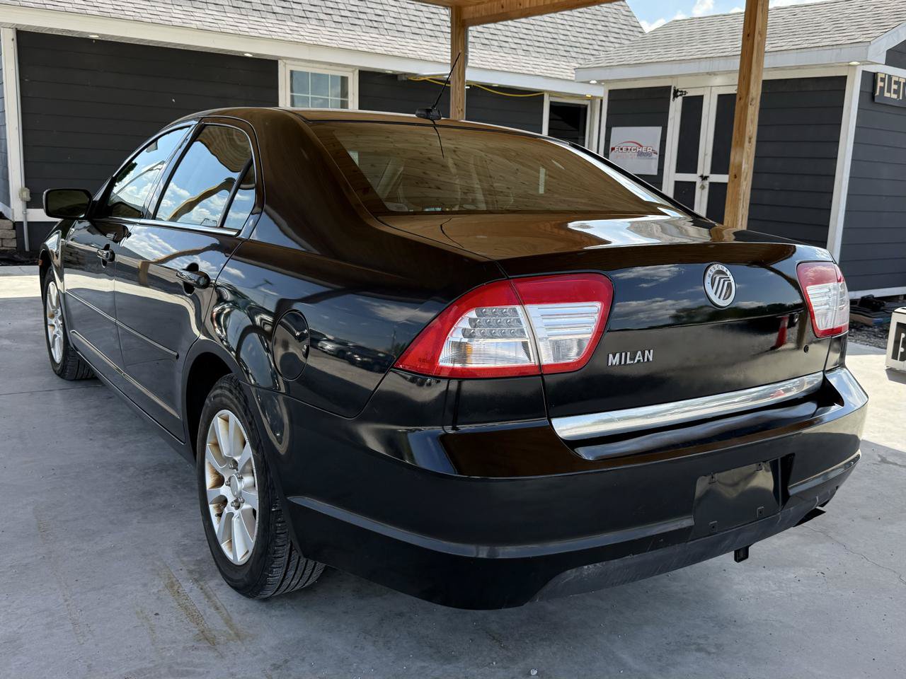 Used 2009 Mercury Milan FWD image 12