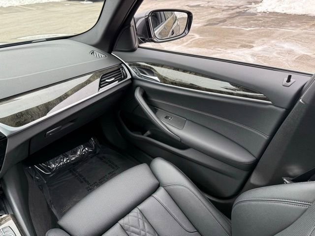 Used 2022 BMW 530i xDrive w/ Convenience Package image 37