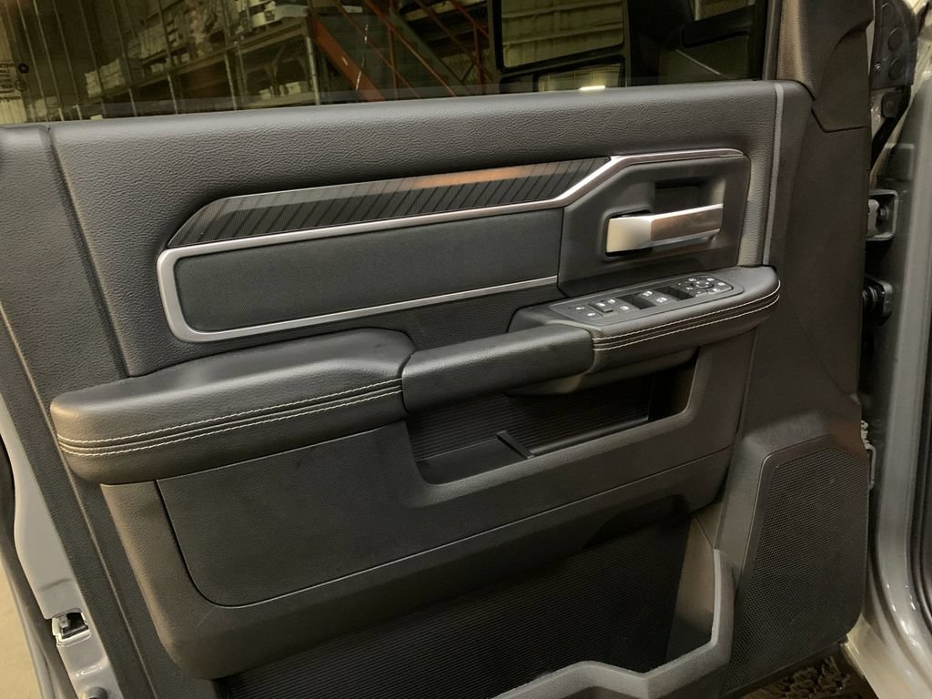 Used 2025 RAM 2500 Big Horn AWD/4WD image 12