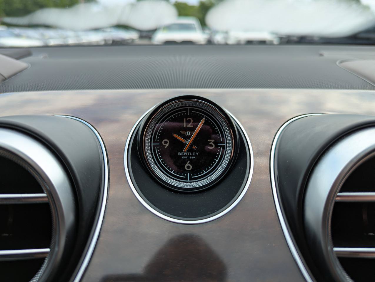 Used 2020 Bentley Bentayga AWD/4WD image 21