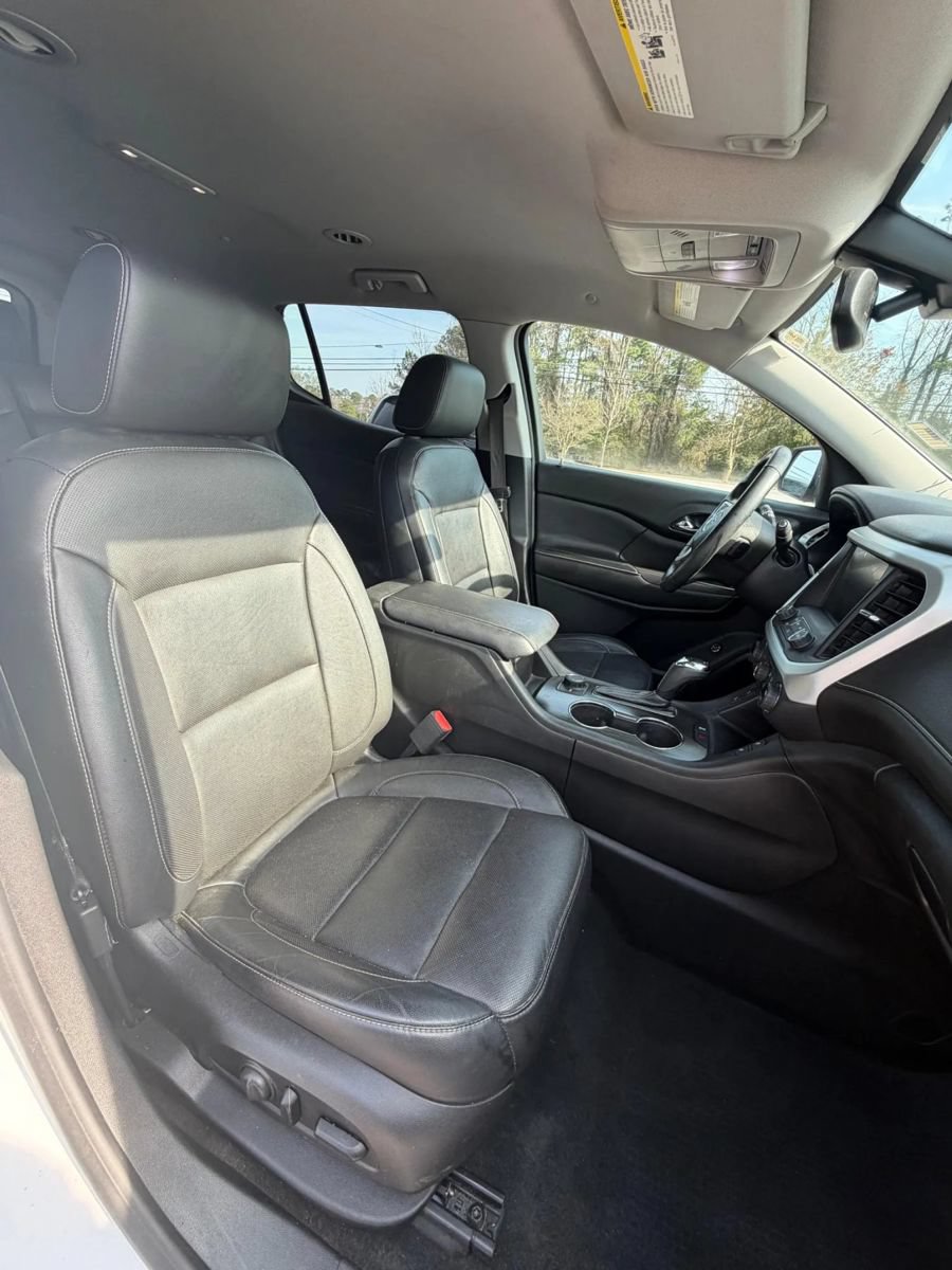 Used 2017 GMC Acadia SLT FWD image 14