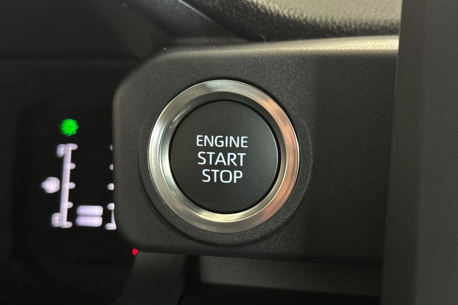 New 2026 Toyota 4Runner SR5 AWD/4WD image 26