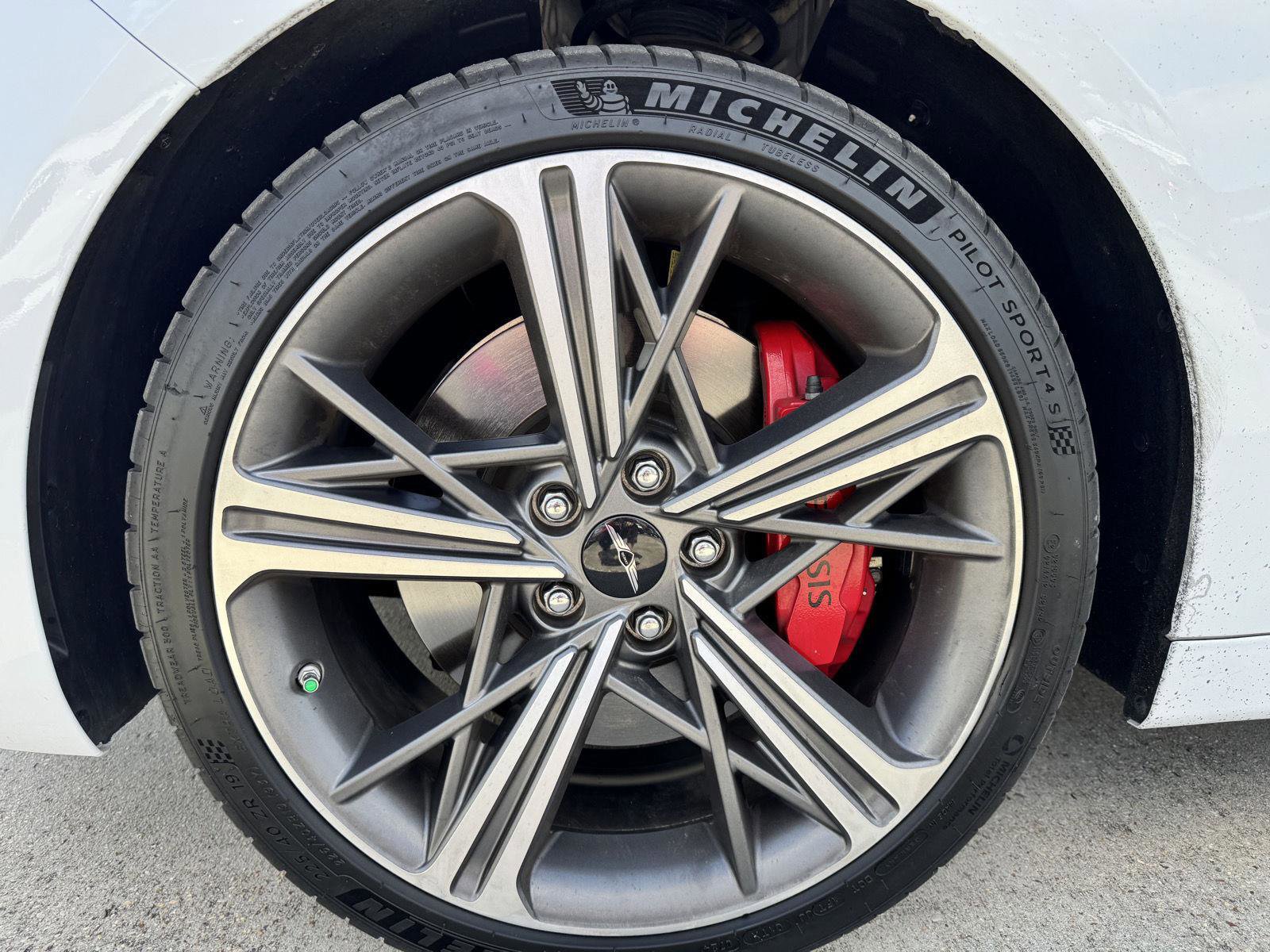 Used 2024 Genesis G70 3.3T Advanced w/ Sport Prestige Package image 4